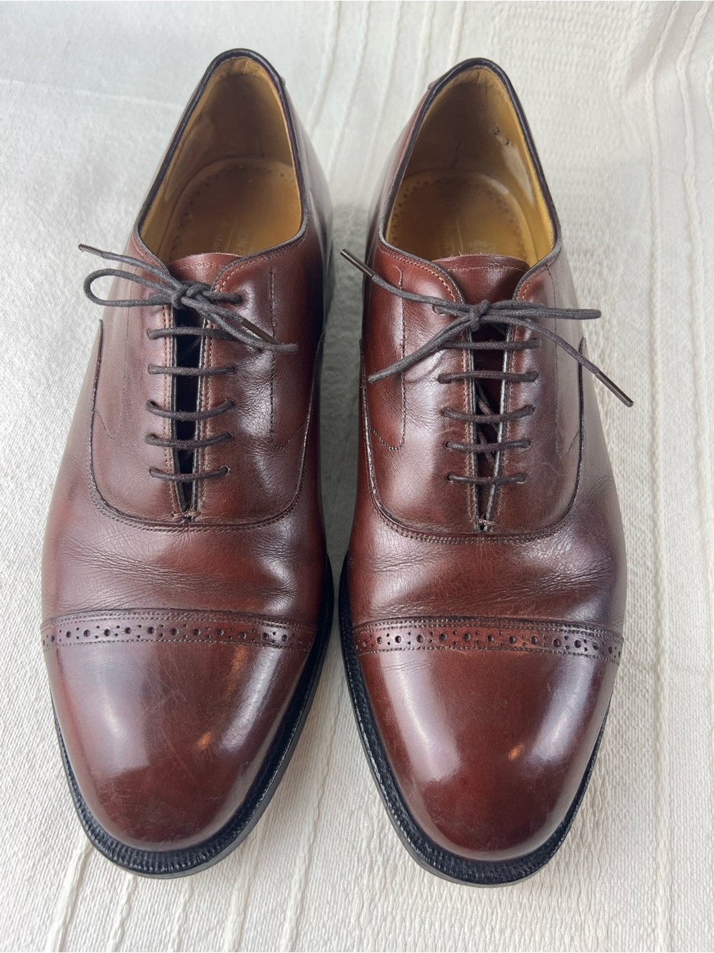 Vintage Johnston & Murphy Men’s Brown Cap-Toe Derby Dress Shoes